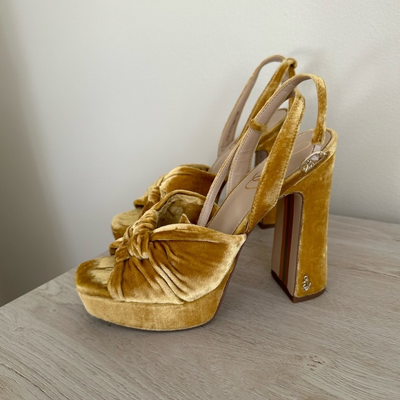 Sam Edelman Kristen Platform Sandal - Picture 2 of 6